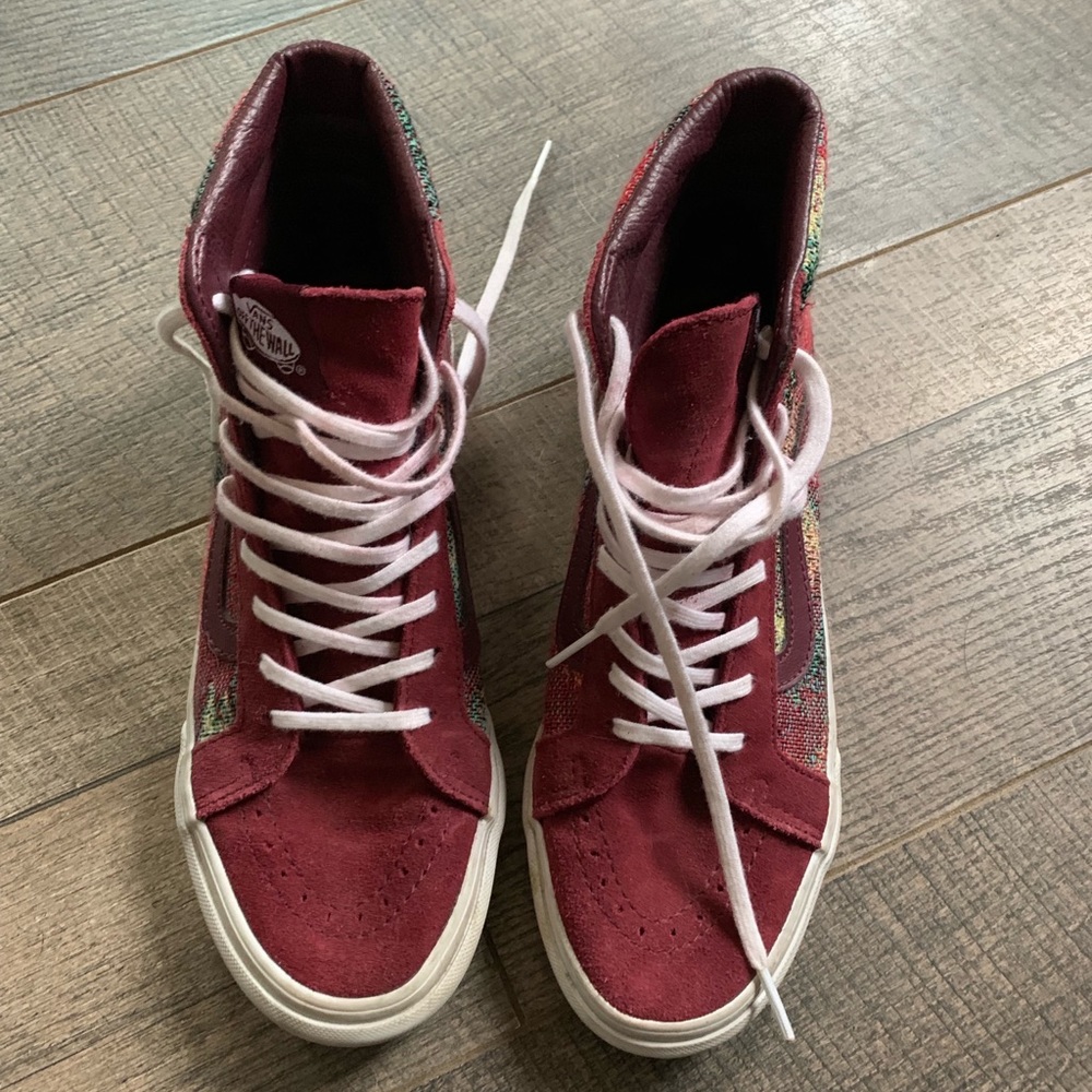 Vans - Picture 2 of 5